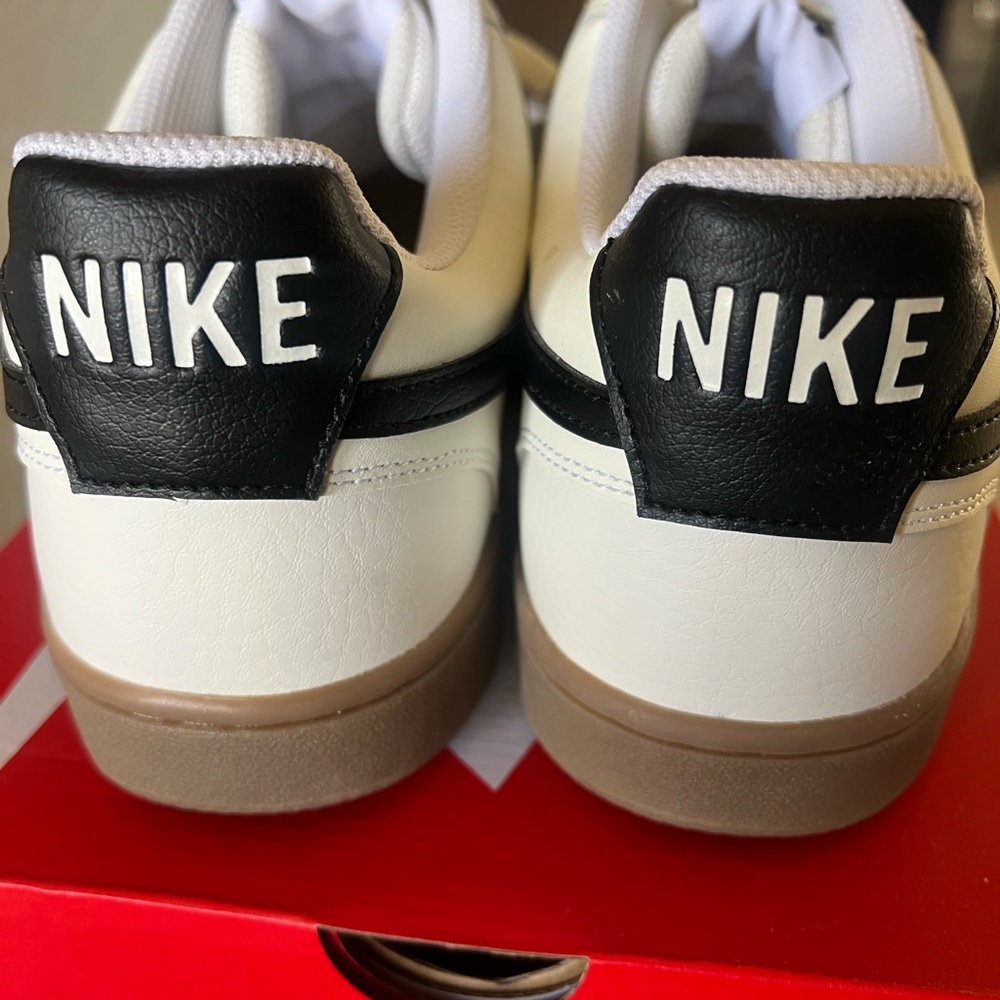 NWOT Men's Court Vision Low Casual Sneakers from Finish Line - Picture 6 of 8